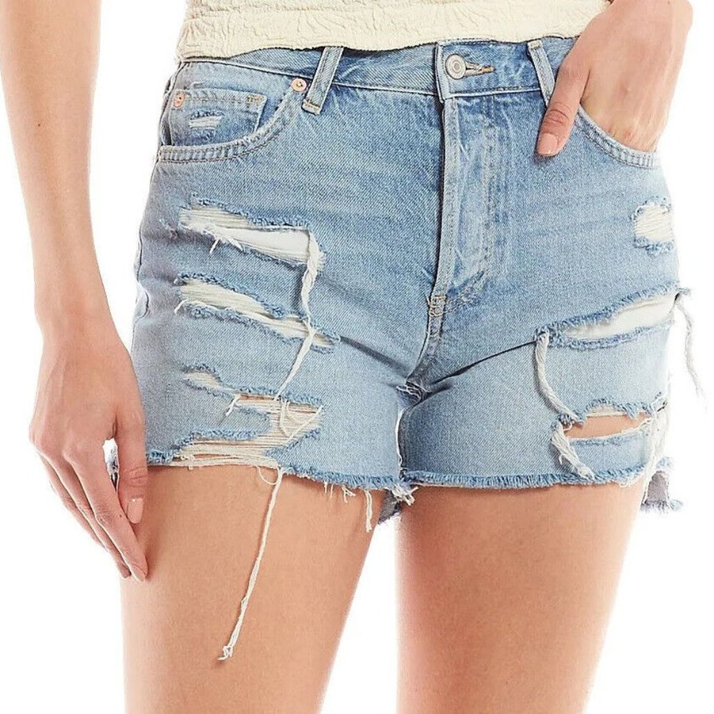 Free People Maggie Mid Rise Distressed Shorts Size 29